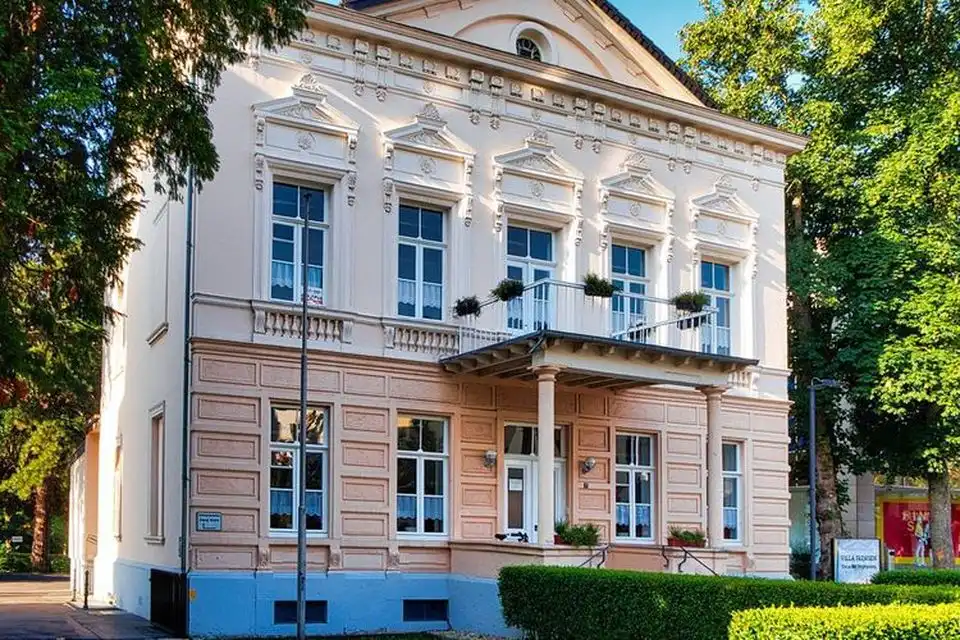 Sie sucht ihn Eschweiler