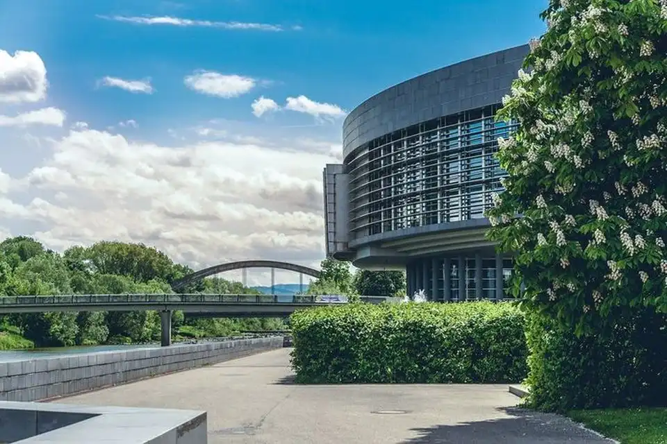 Sie sucht ihn St Pölten