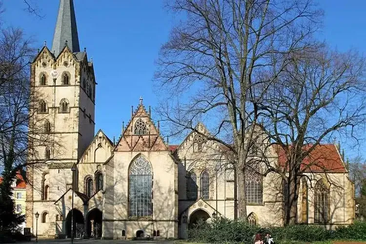 Sie sucht ihn Herford